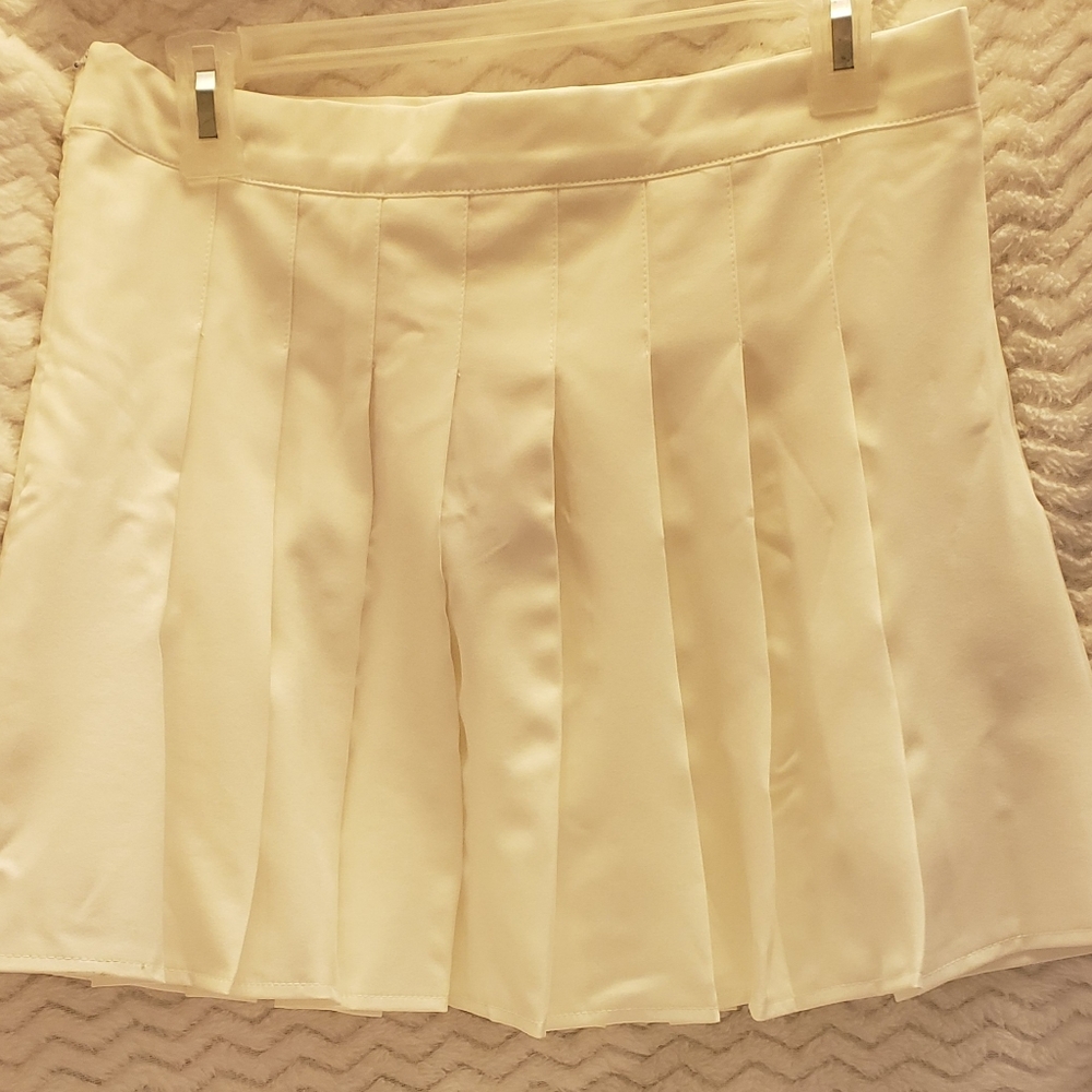 Romwe nwt skirt